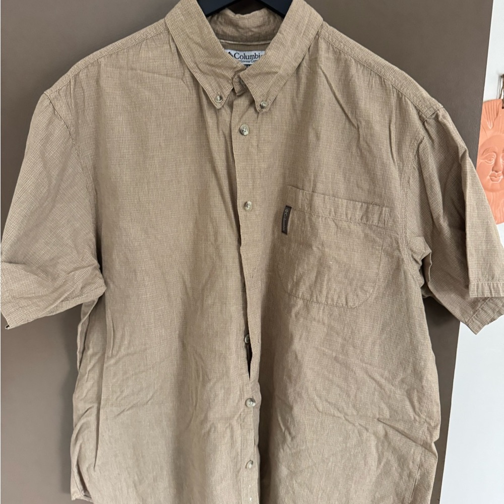 Columbia Tan Short Sleeve Shirt